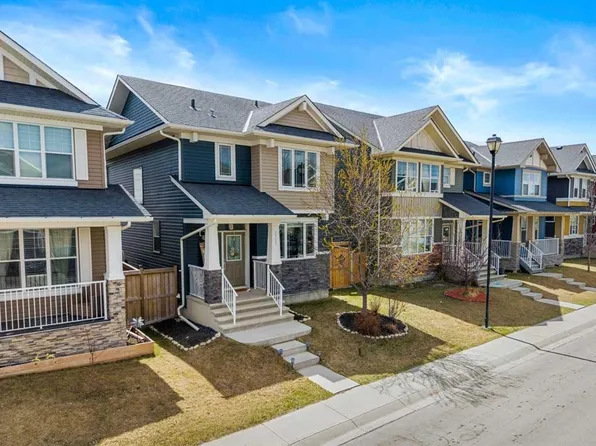 1717 N Baywater Rd SW, Airdrie, AB T4B 3V3