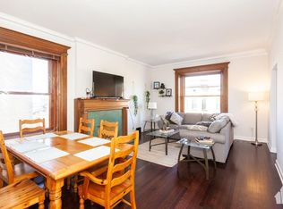 550 W Surf St APT 501, Chicago, IL 60657