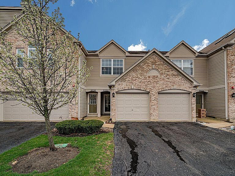 Front / driveway