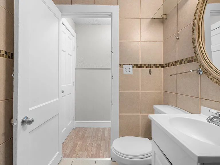 79 Hazel St #3 — Photo 18