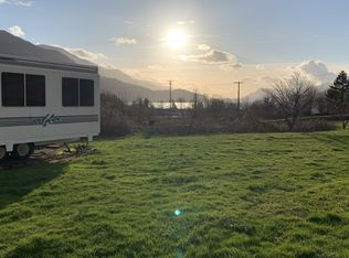 90 House St, Stevenson, WA 98648