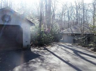 201 Chestnut Ridge Rd, Acme, PA 15610