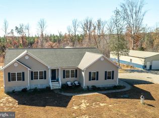 564 Equestrian Landing Trl, Bumpass, VA 23024