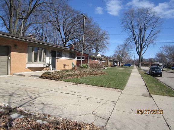 2nd image of 21181 Gordon Rd