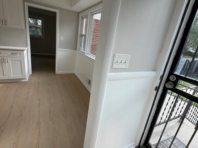 21830 Kipling Ave — Photo 27