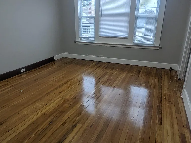 89 Hubinger St #3A — Photo 2