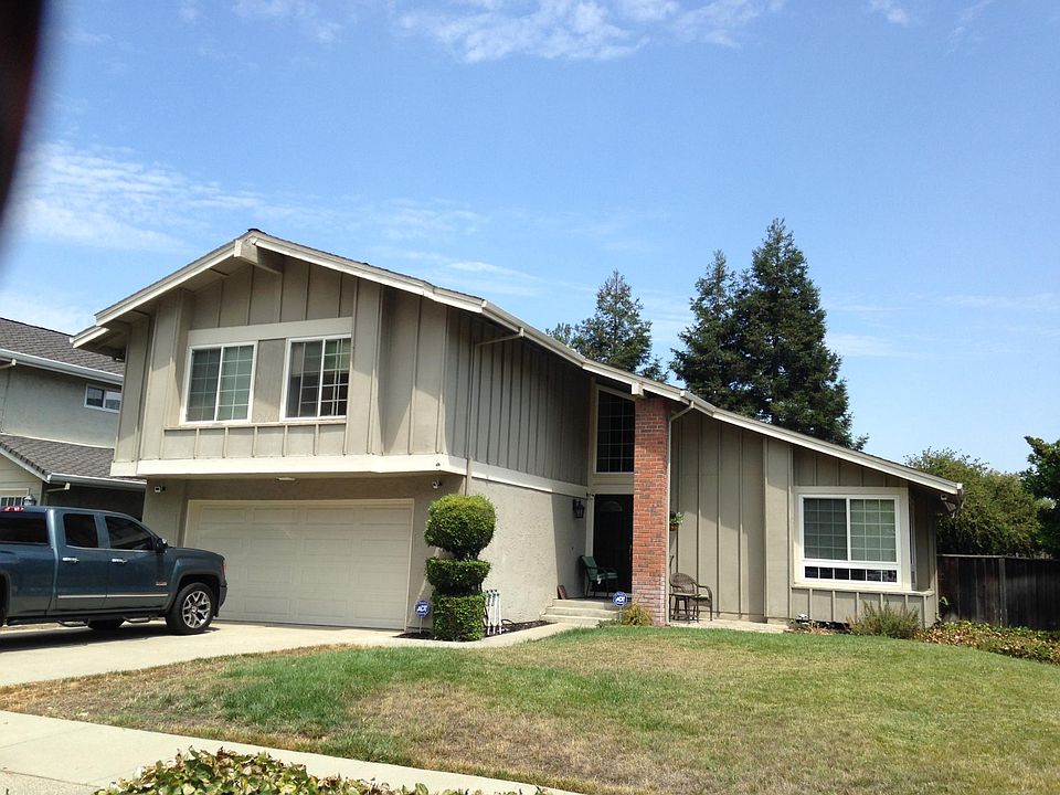 1st image of 659 Colleen Dr