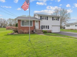 17 Ellen St, Fulton, NY 13069