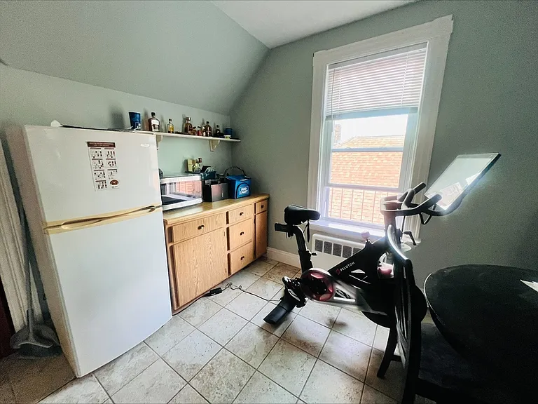 39 Etna St #3 — Photo 6