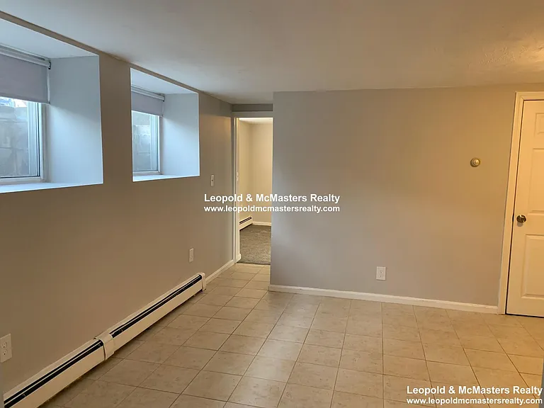 23 Linden St #A — Photo 7
