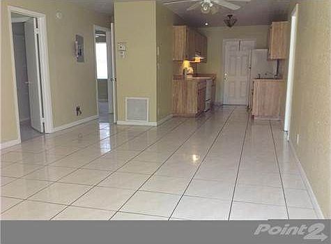 3rd image of 2651 Riverland Dr