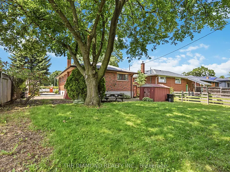 21 Jardine Pl — Photo 32
