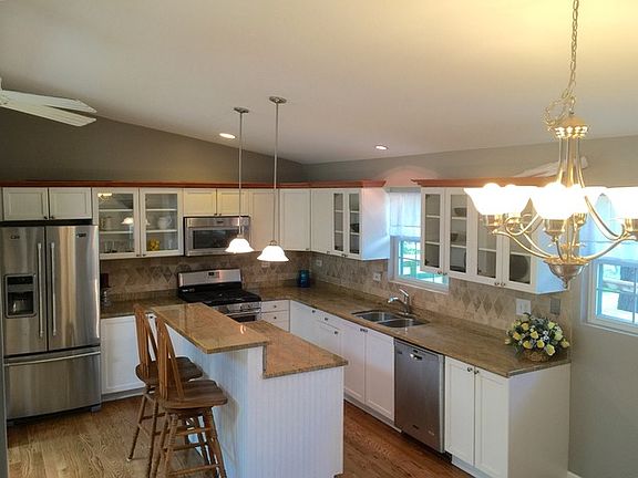 3rd image of 2920 Brentwood Ct
