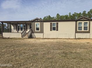 571 Bryant Landing Rd, Wewahitchka, FL 32465