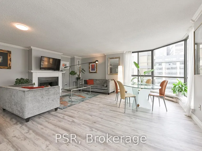 280 Simcoe St #1402 — Photo 7