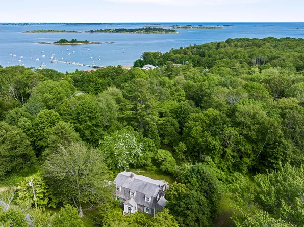 410 South Road, Chebeague Island, ME 04017