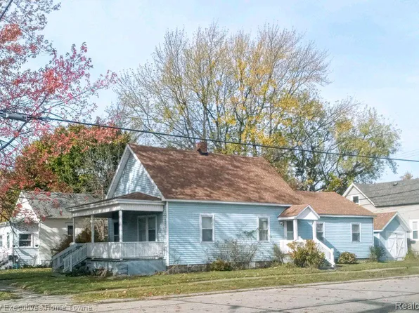 1101 Ward St, Port Huron, MI 48060
