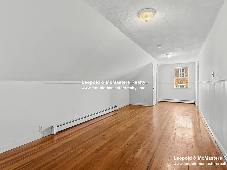 32 Salem St #3 — Photo 4
