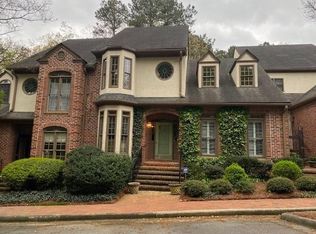 3305 Ridgecrest Ct, Raleigh, NC 27607