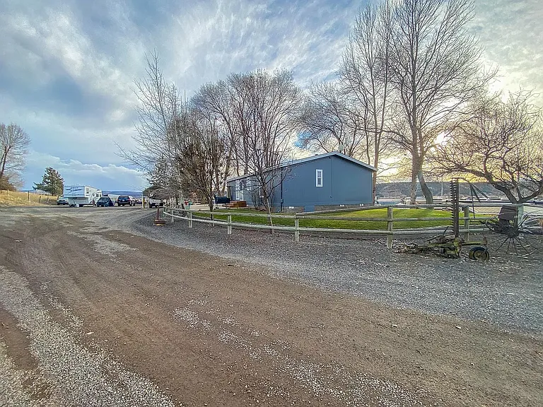 2204 NW Lon Smith Rd — Photo 6