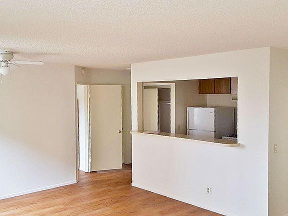 4th image of 2132 E Bermuda St APT 107