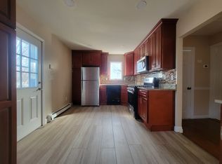 31 Maple St #2, Taunton, MA 02780