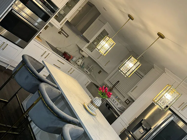 8 Bronson Dr — Photo 3