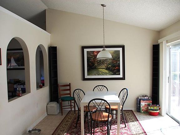 4th image of 1454 Melshire Ave