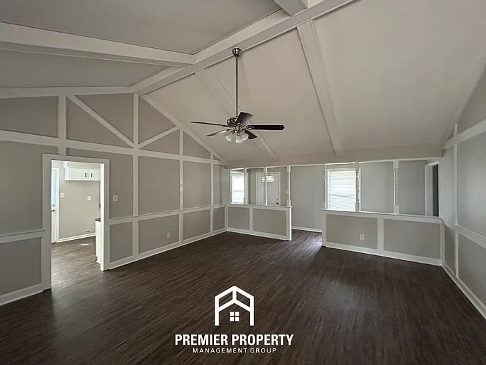 7429 Palgrave Ln — Photo 8