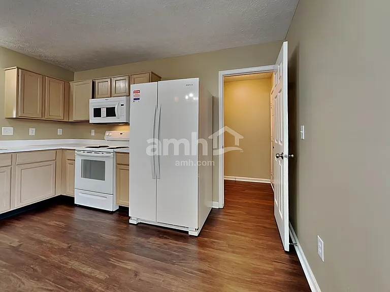 12071 Driftstone Dr — Photo 4