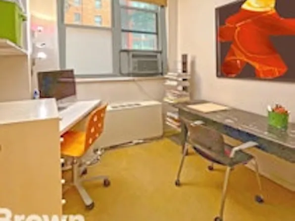 444 East 75th Street 1C image 5 of 6