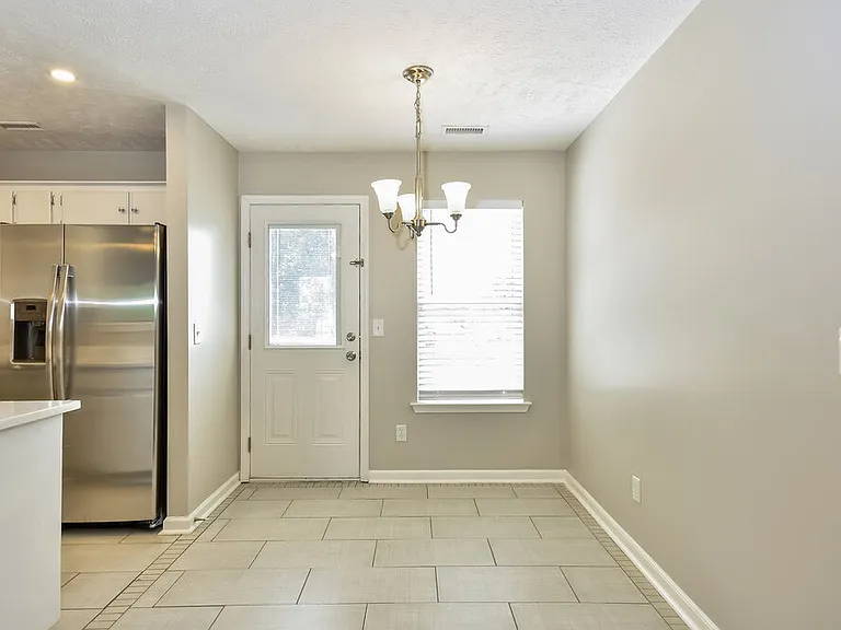 535 Wildwood Dr — Photo 5