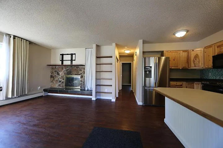 2200 W 29th Ave — Photo 2