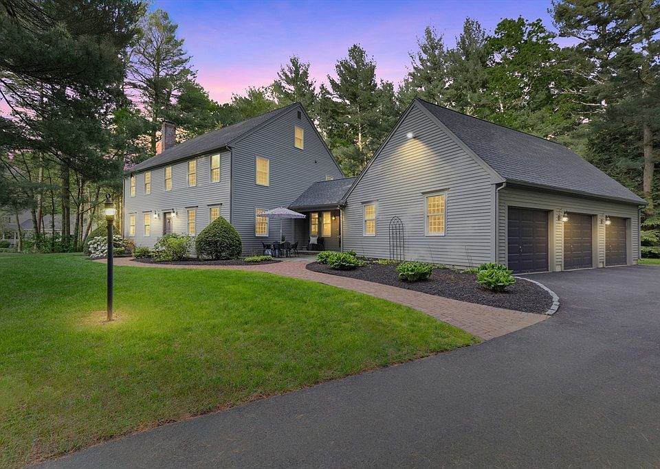 305 Grange Park, Bridgewater, MA 02324 Zillow