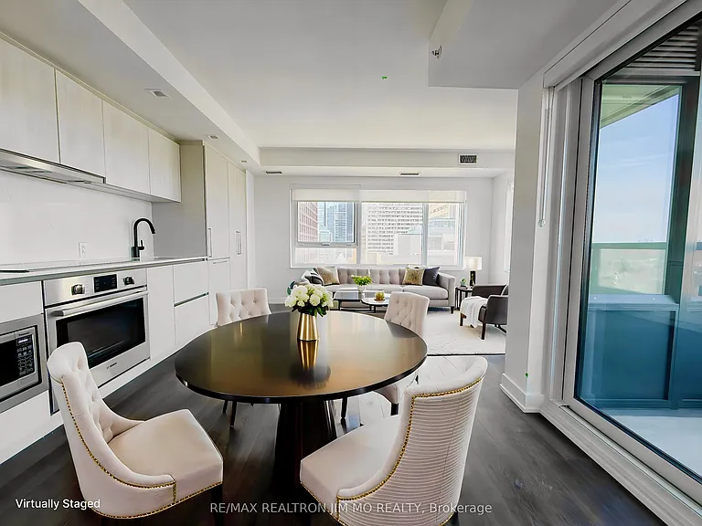 609 Sherbourne St #1104 — Photo 2
