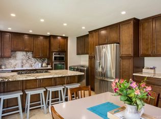 16422 Halsted St, North Hills, CA 91343