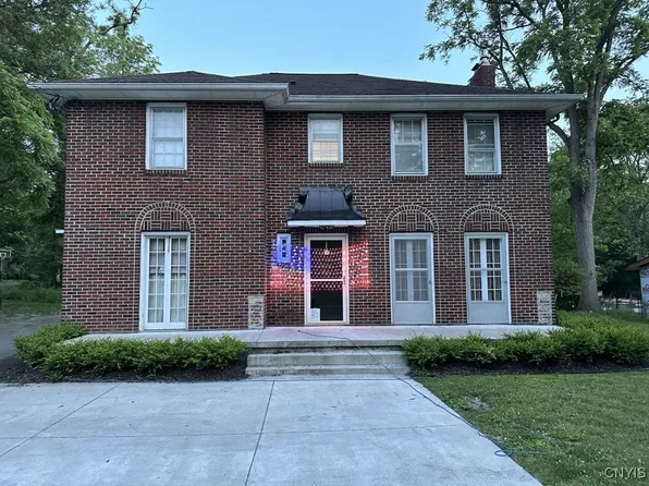 845 Main St, East Aurora, NY 14052