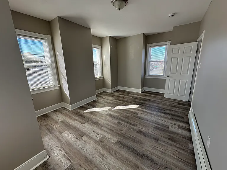 252 Parkway Ave #2 — Photo 23