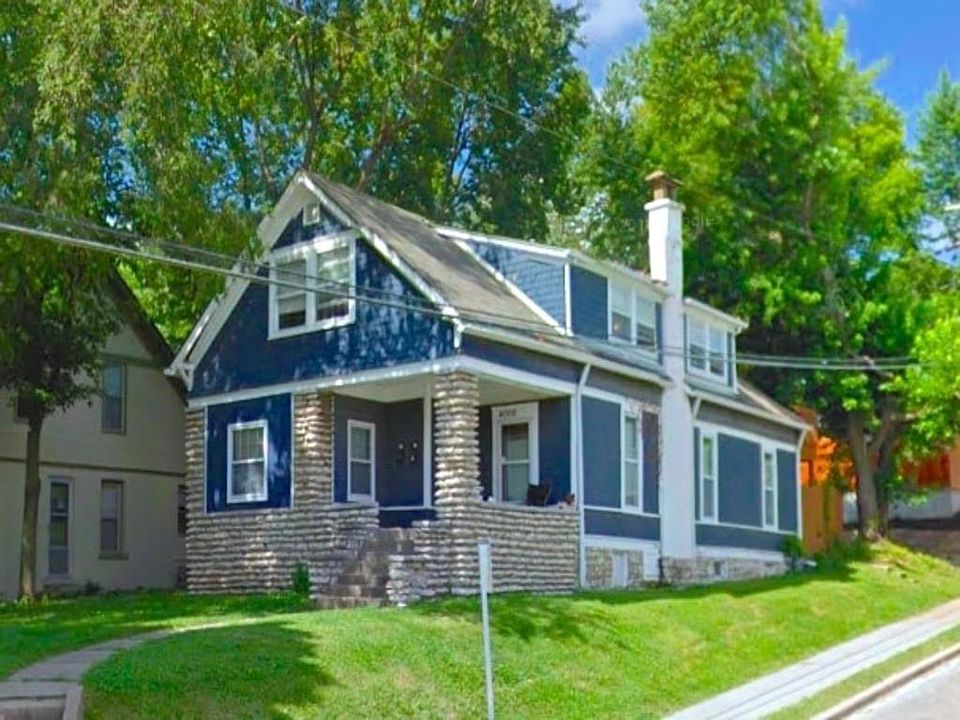 1st image of 4000 McGee St