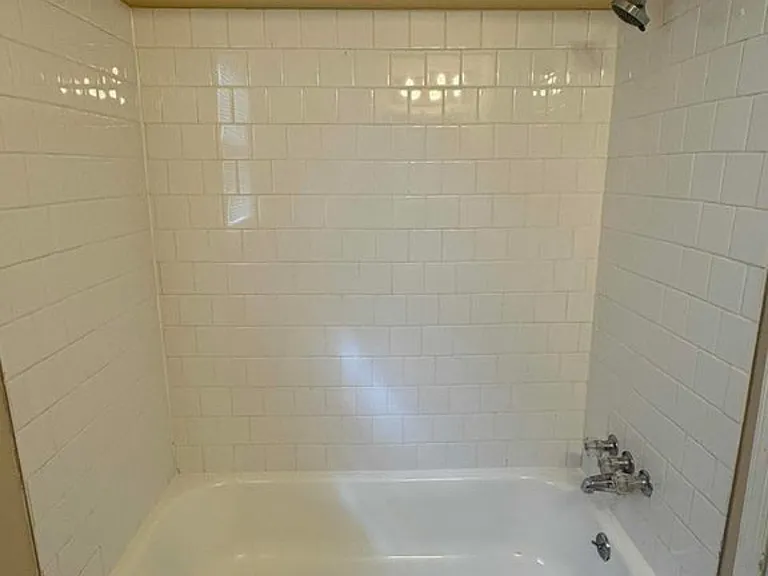 8610 35th Ave — Photo 20