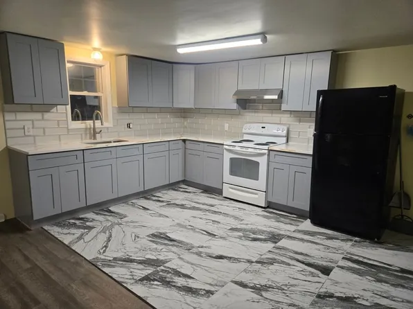 38 S Cherry Aly APT 201, Elizabethtown, PA 17022
