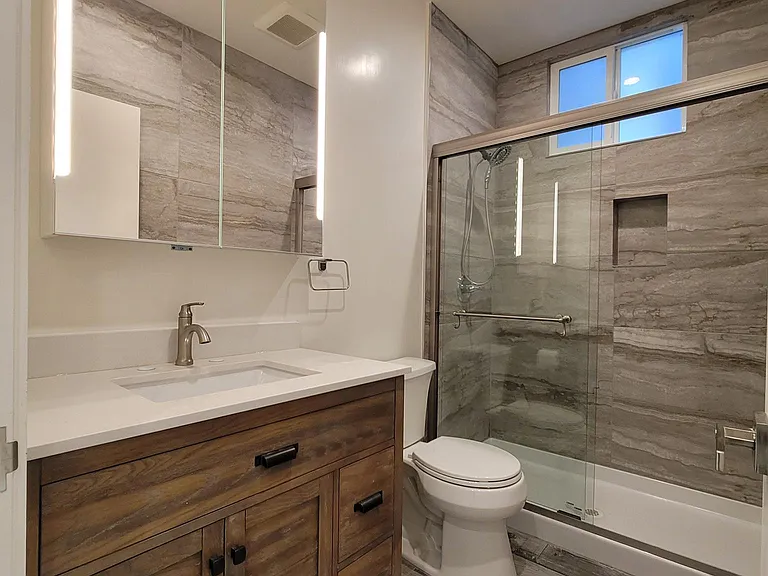 2014 Clement St #B — Photo 15