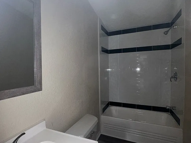 1200 Gwinn Ln — Photo 19
