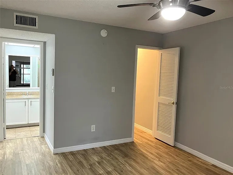 11703 Raintree Village Blvd #B — Photo 31