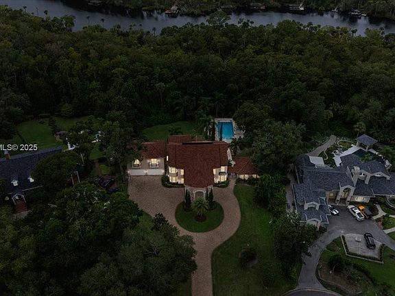 2nd image of 12 Tidewater Dr