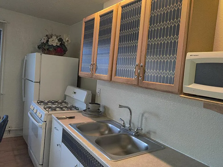 811 Georgiana Dr #A — Photo 3