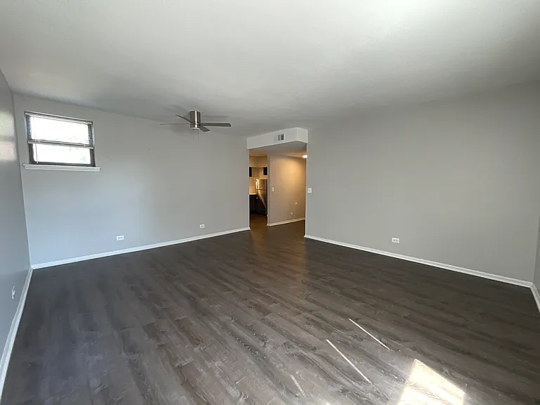 6219 S University Ave #3 — Photo 8