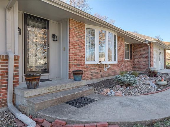 5th image of 6306 Sherwood Ln