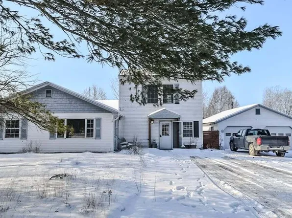 1114 Pushaw Road, Glenburn, ME 04401