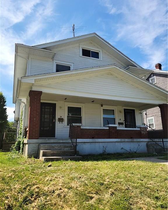 1st image of 24 E Hillcrest Ave